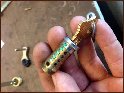 New York Express Locksmith New York, NY 212-918-5489 - 1-9